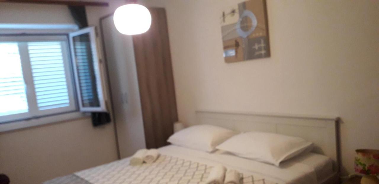Mateo Apartamento Dugi Rat Exterior foto